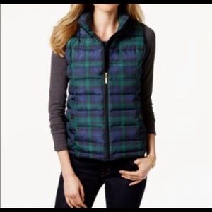 Tommy Hildiger plaid vest